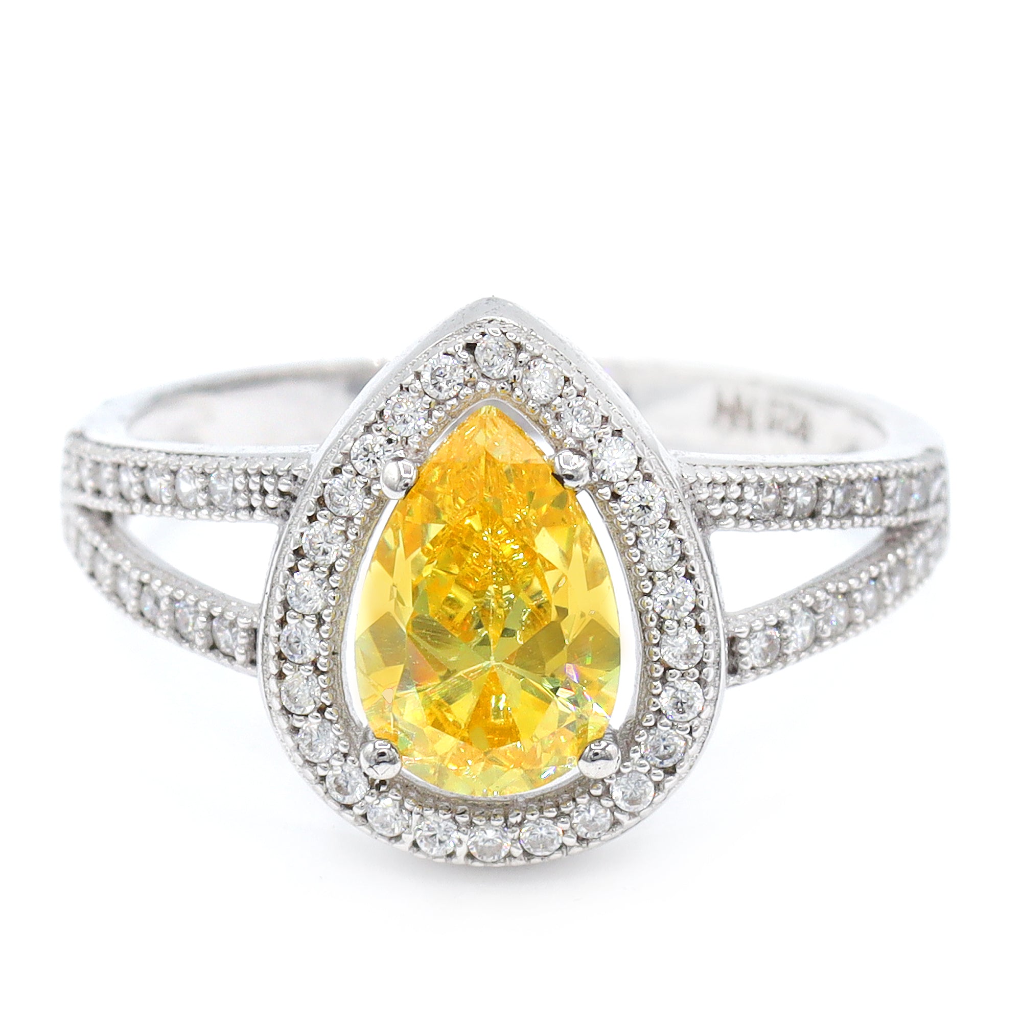 Bague Signity en argent sterling avec oxydes de zirconium ronds et baguettes - NE PEUT PAS ÊTRE REDIMENSIONNÉE.