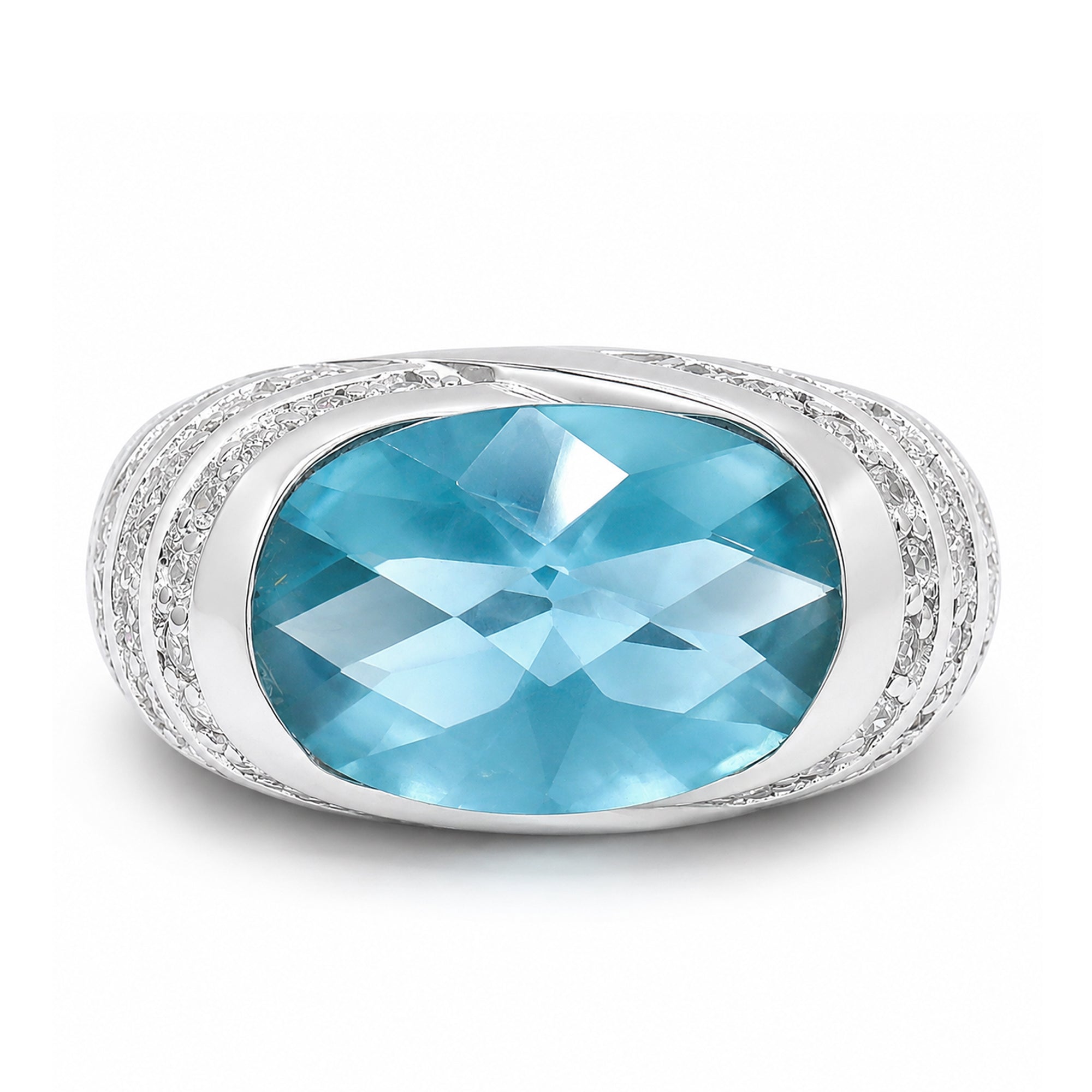 Bague en topaze bleue Super Swiss Millennium Cut (18,51 carats) et diamants, pièce unique Michael's Originals