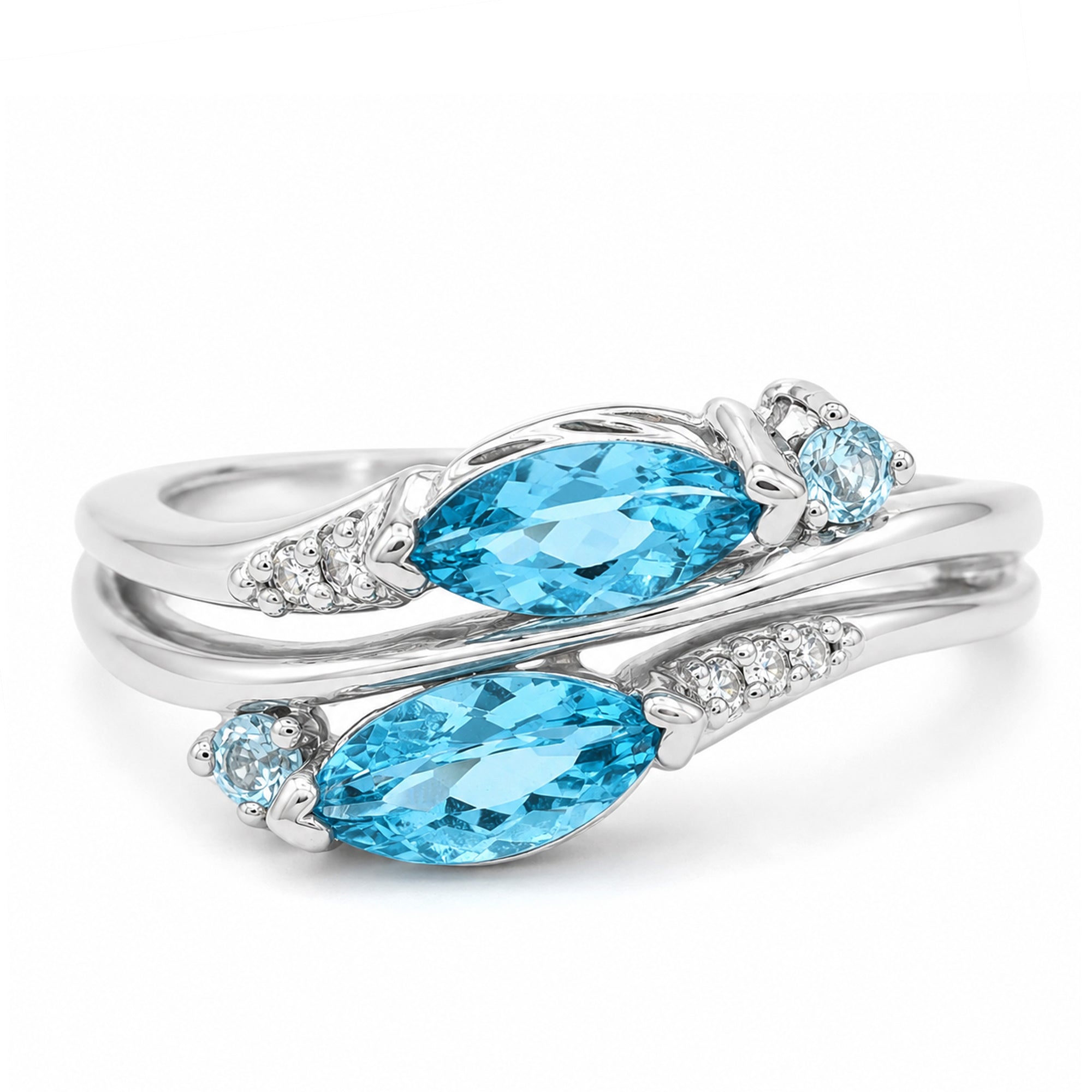 Bague en topaze bleue Super Swiss Millennium Cut (18,51 carats) et diamants, pièce unique Michael's Originals