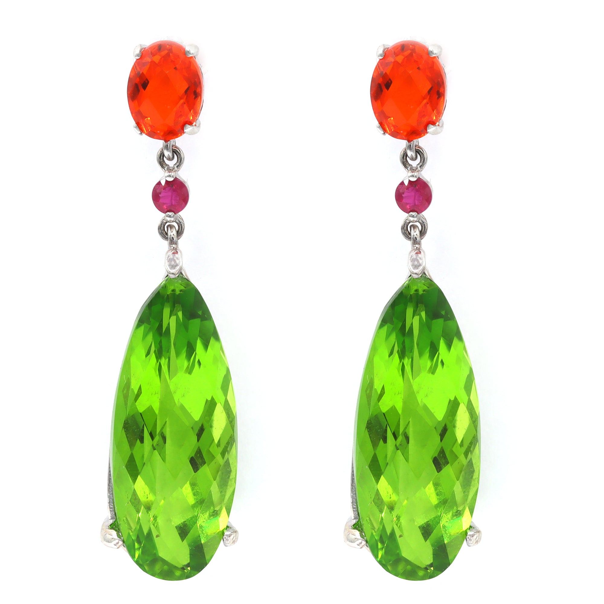 Boucles d'oreilles pendantes BBG Gems en quartz rose, grenat et saphir blanc