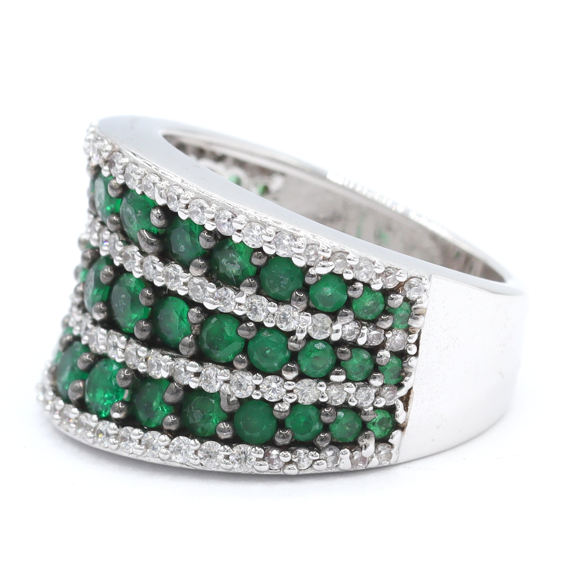 Bague Signity en argent sterling avec oxydes de zirconium ronds et baguettes - NE PEUT PAS ÊTRE REDIMENSIONNÉE.