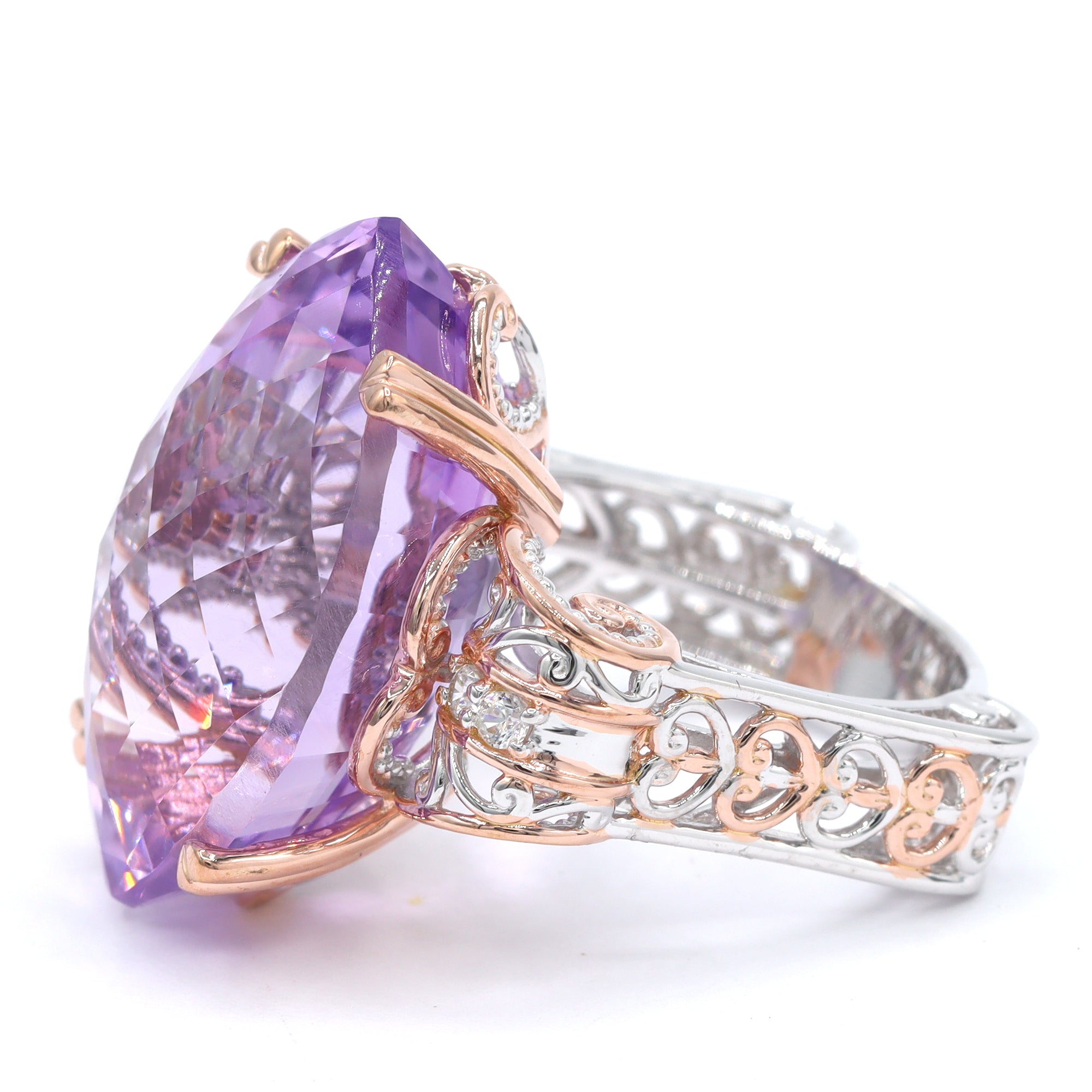 Bague Gems en Vogue en argent rhodié 18K, améthyste rose taille coussin de 4,03 carats et zircons blancs