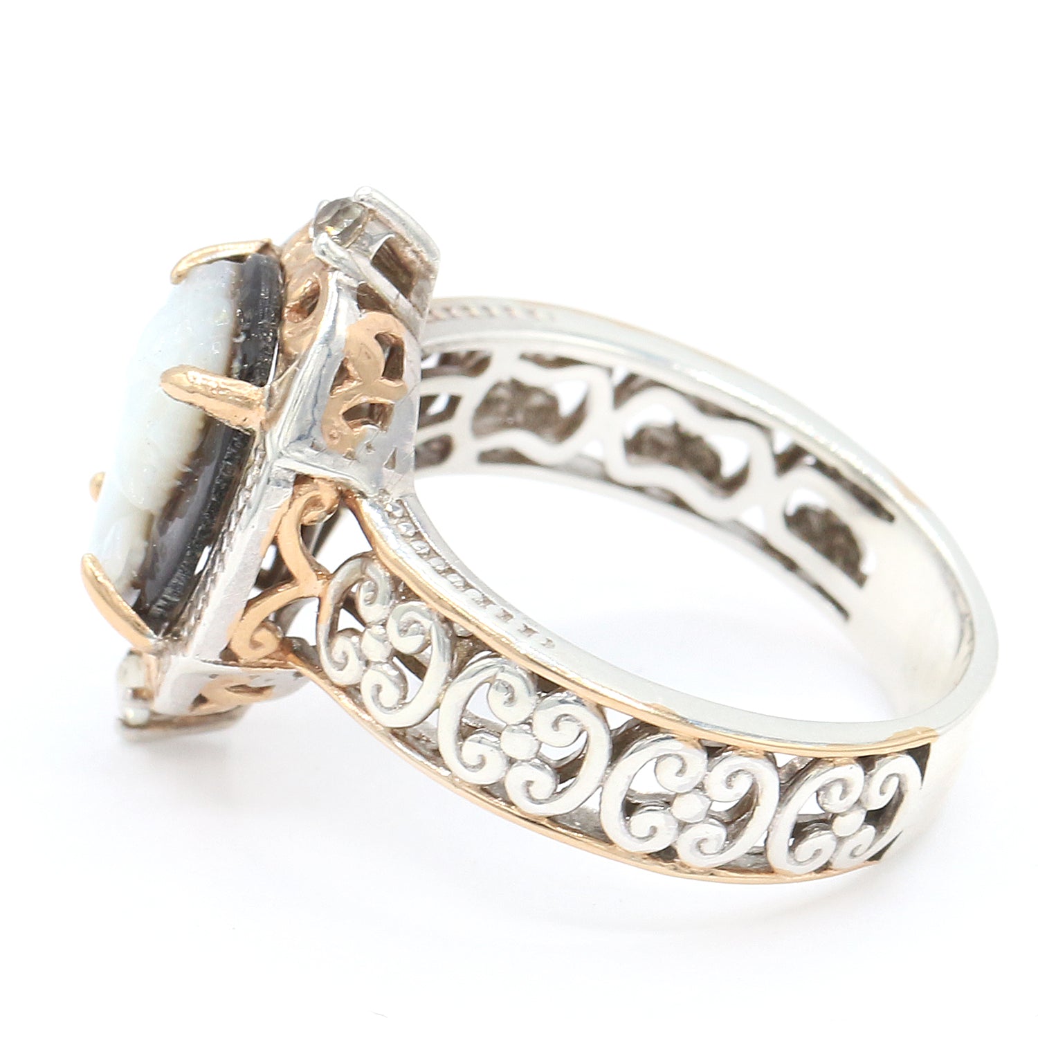 Gems en Vogue Tahitian Shell Cameo & White Zircon Lady Portrait Ring