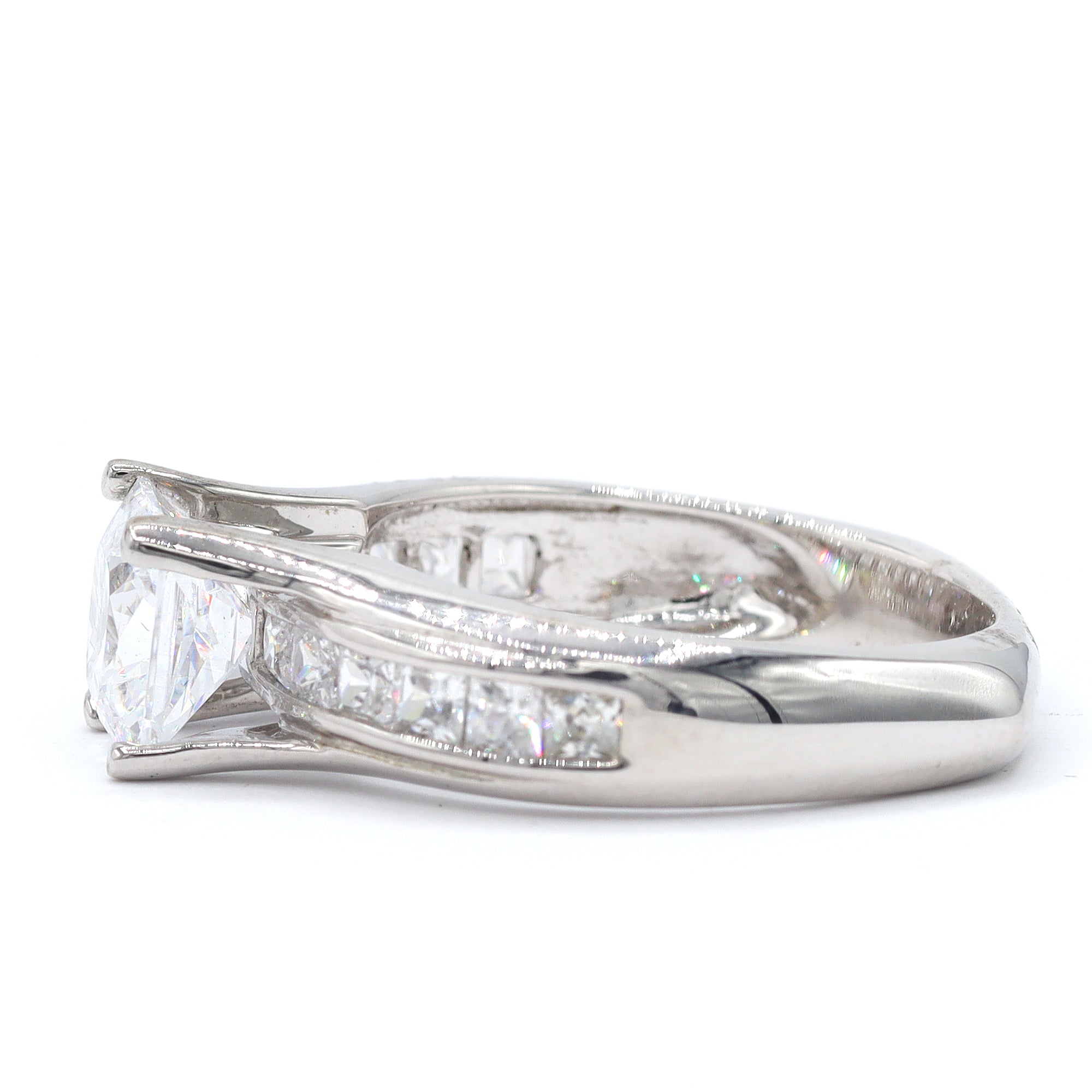 Signity Sterling Silver Cubic Zirconia Ring CANNOT BE RESIZED