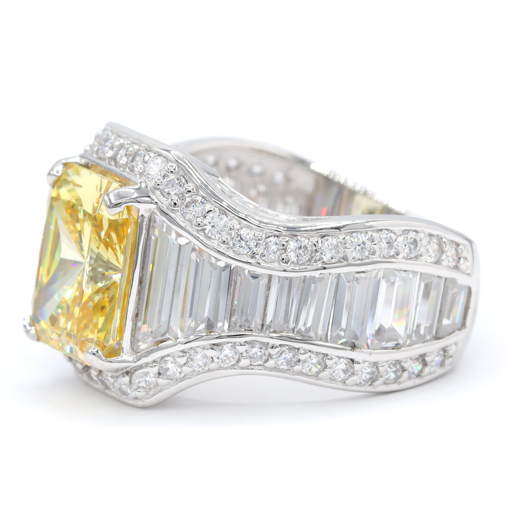 Signity Sterling Silver Yellow Cubic Zirconia Ring CANNOT BE RESIZED