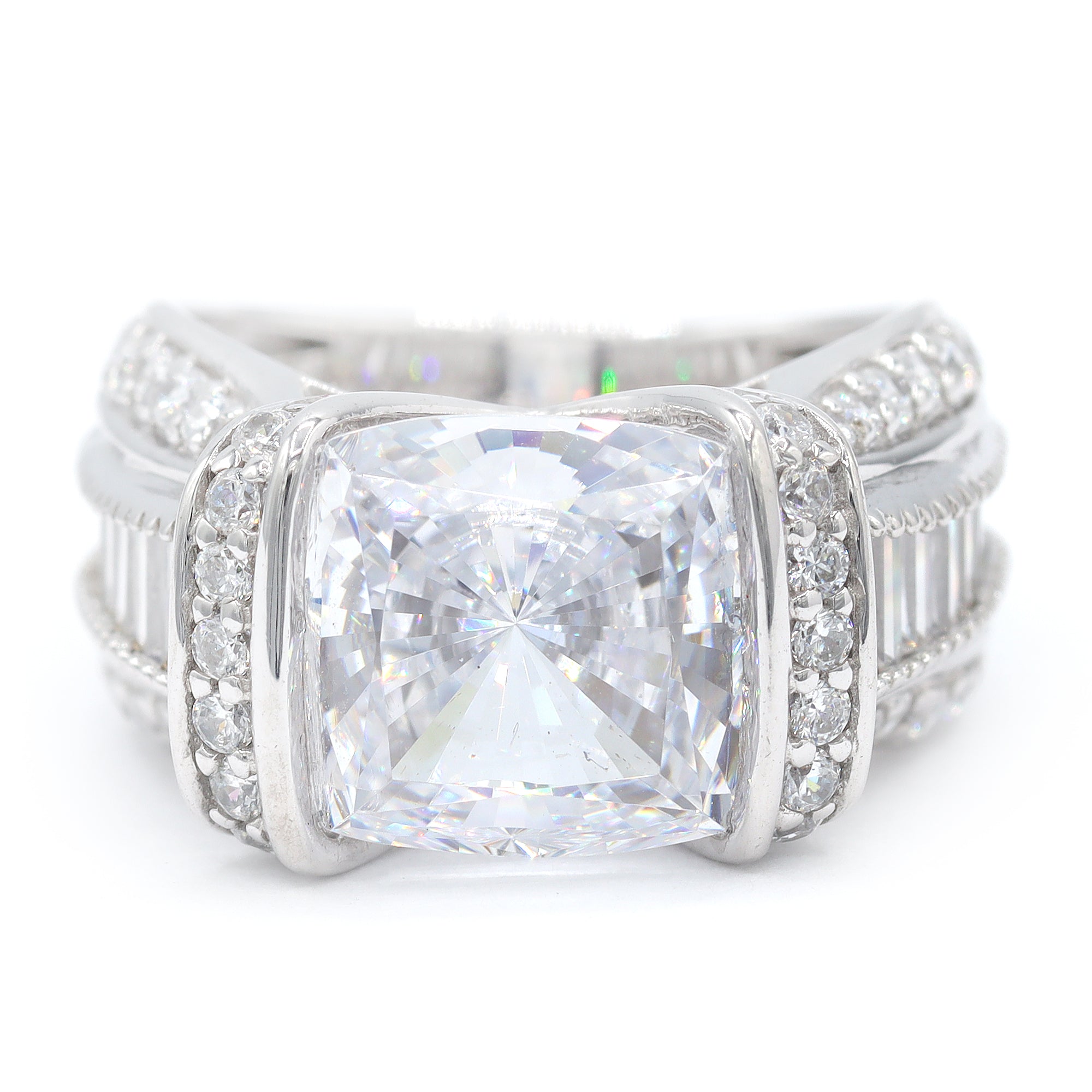 Signity Sterling Silver Cubic Zirconia Ring CANNOT BE RESIZED