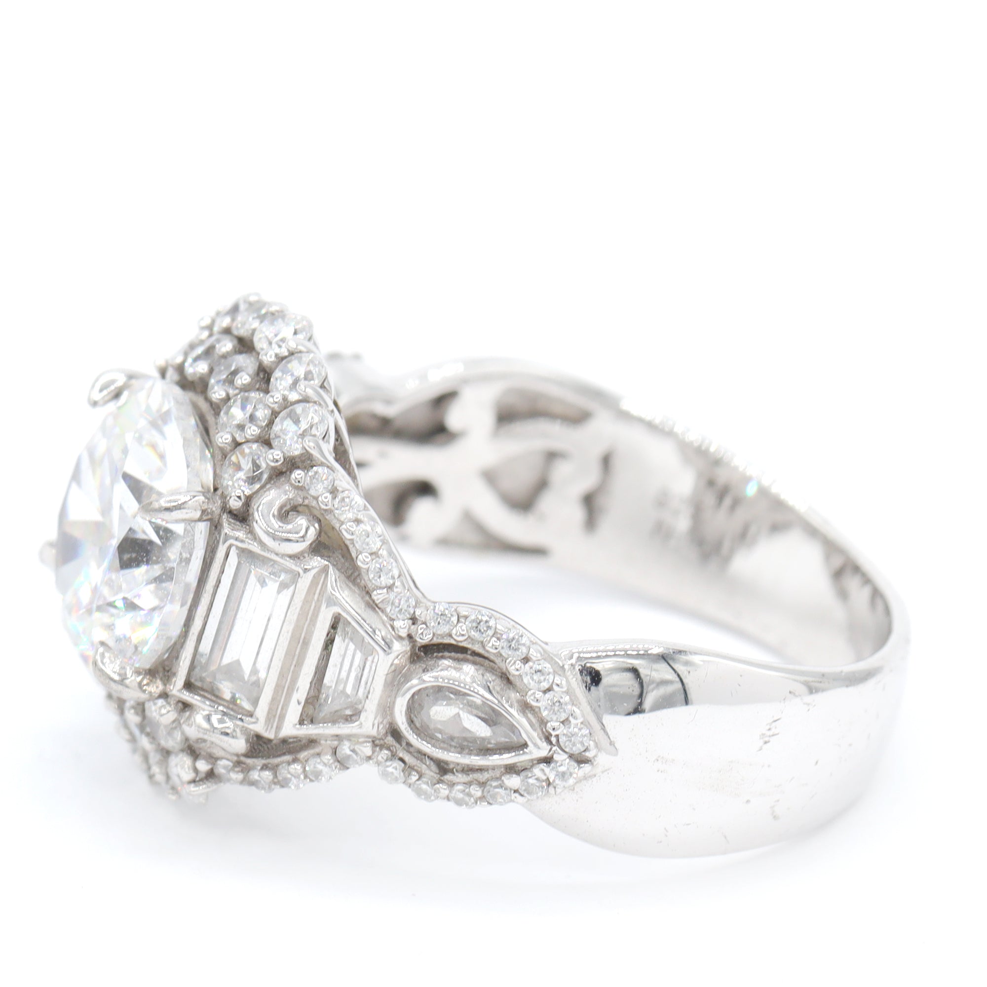 Signity Sterling Silver Cubic Zirconia Ring CANNOT BE RESIZED