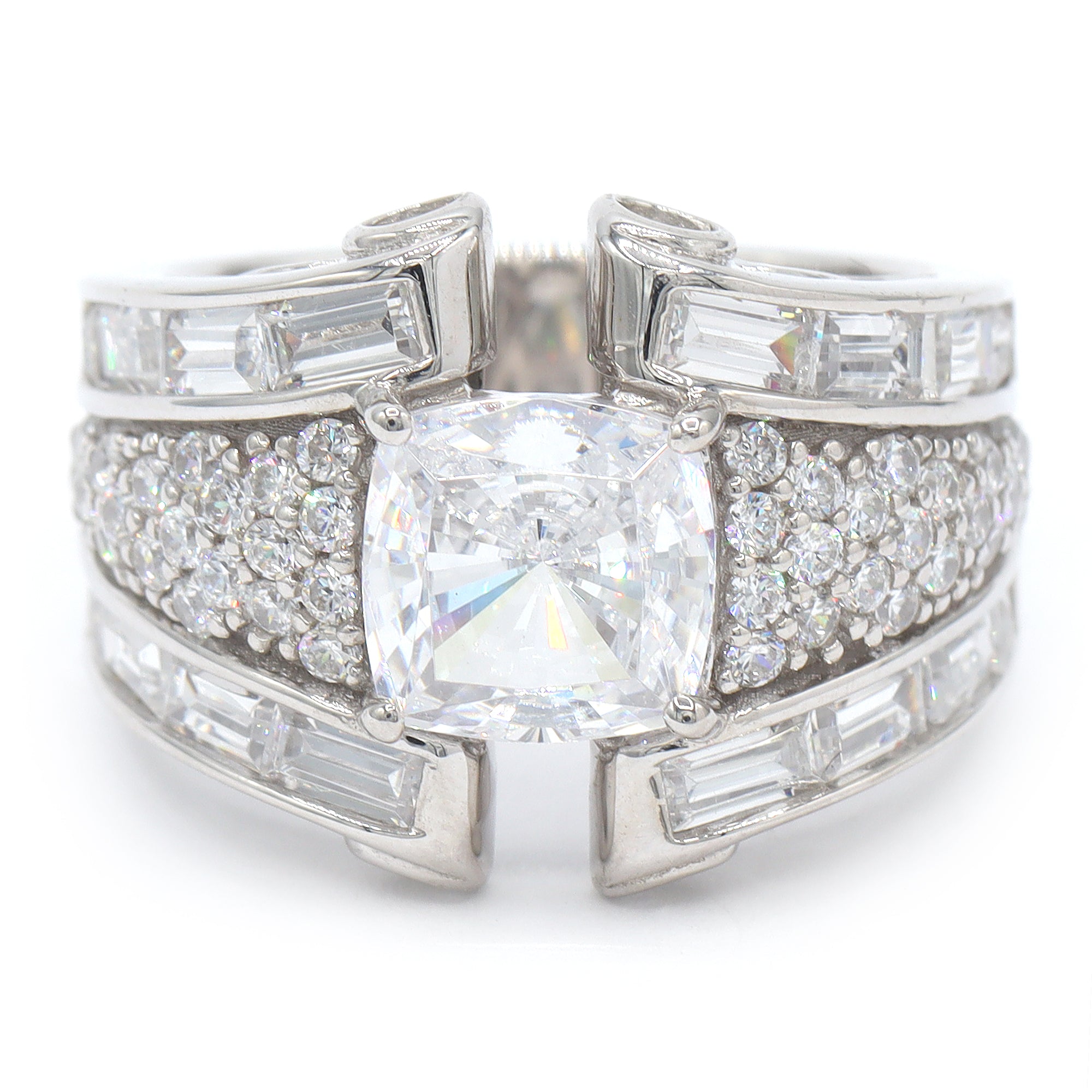 Signity Sterling Silver Cubic Zirconia Ring CANNOT BE RESIZED