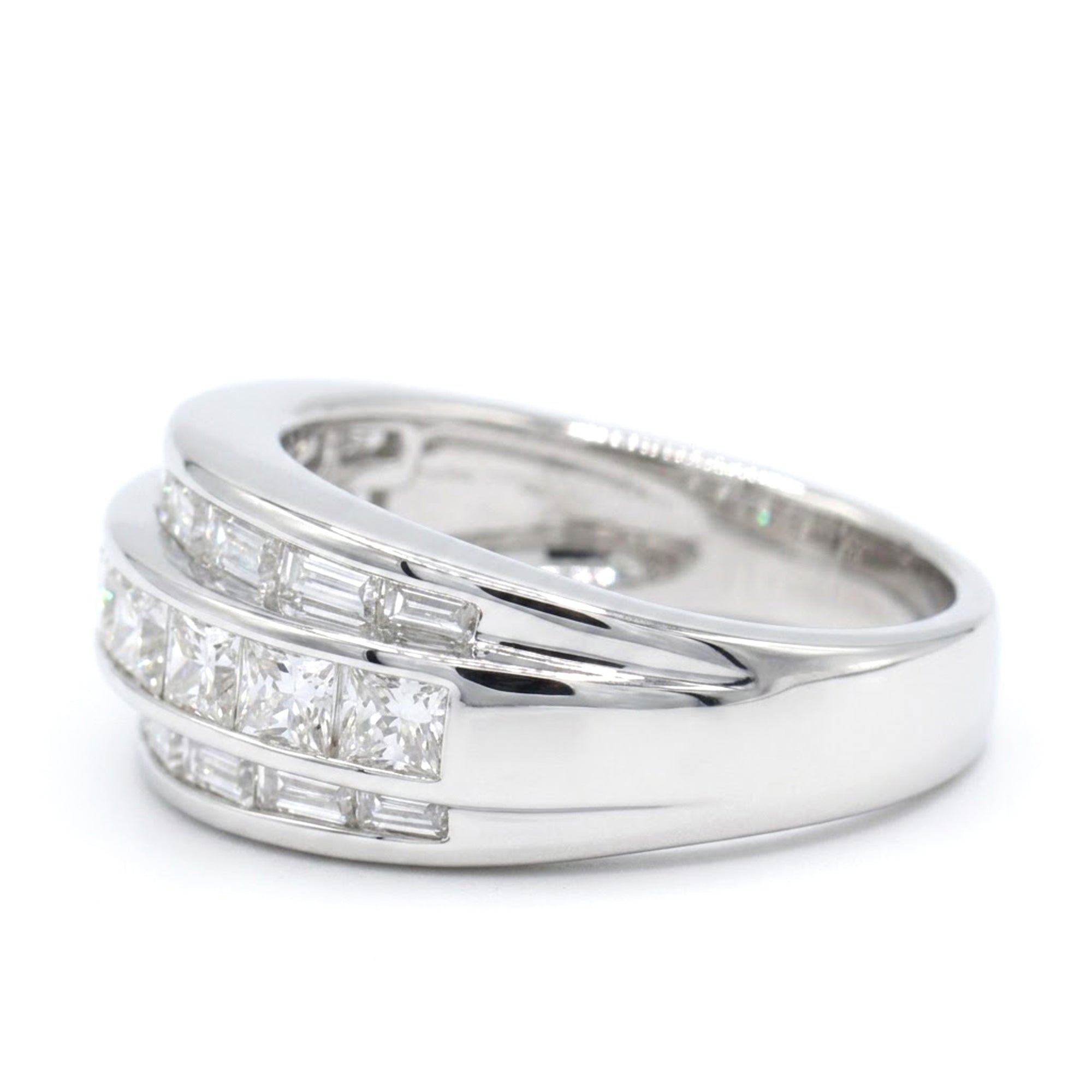 Signity Sterling Silver Cubic Zirconia Band Ring CANNOT BE RESIZED