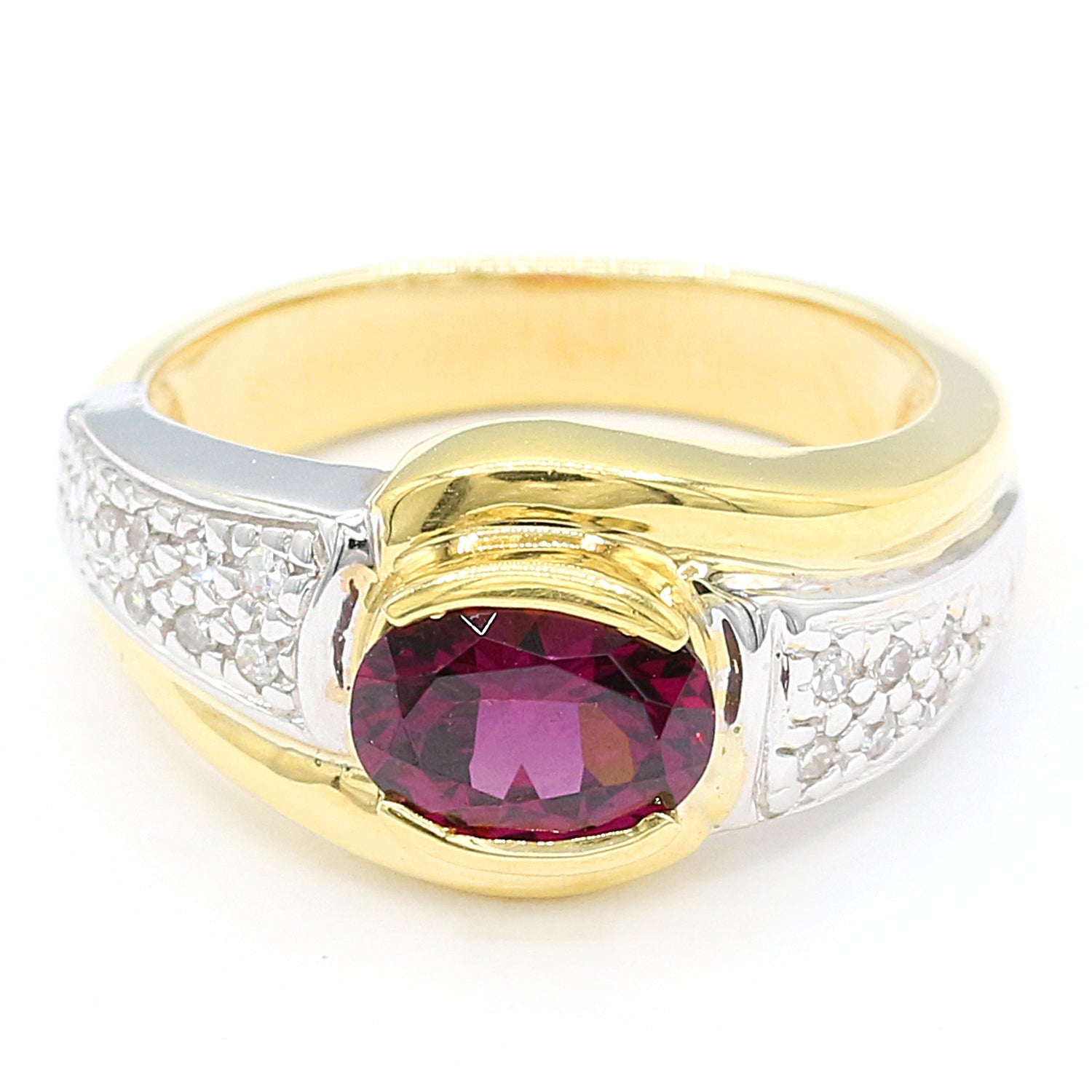 Grape deals garnet ring