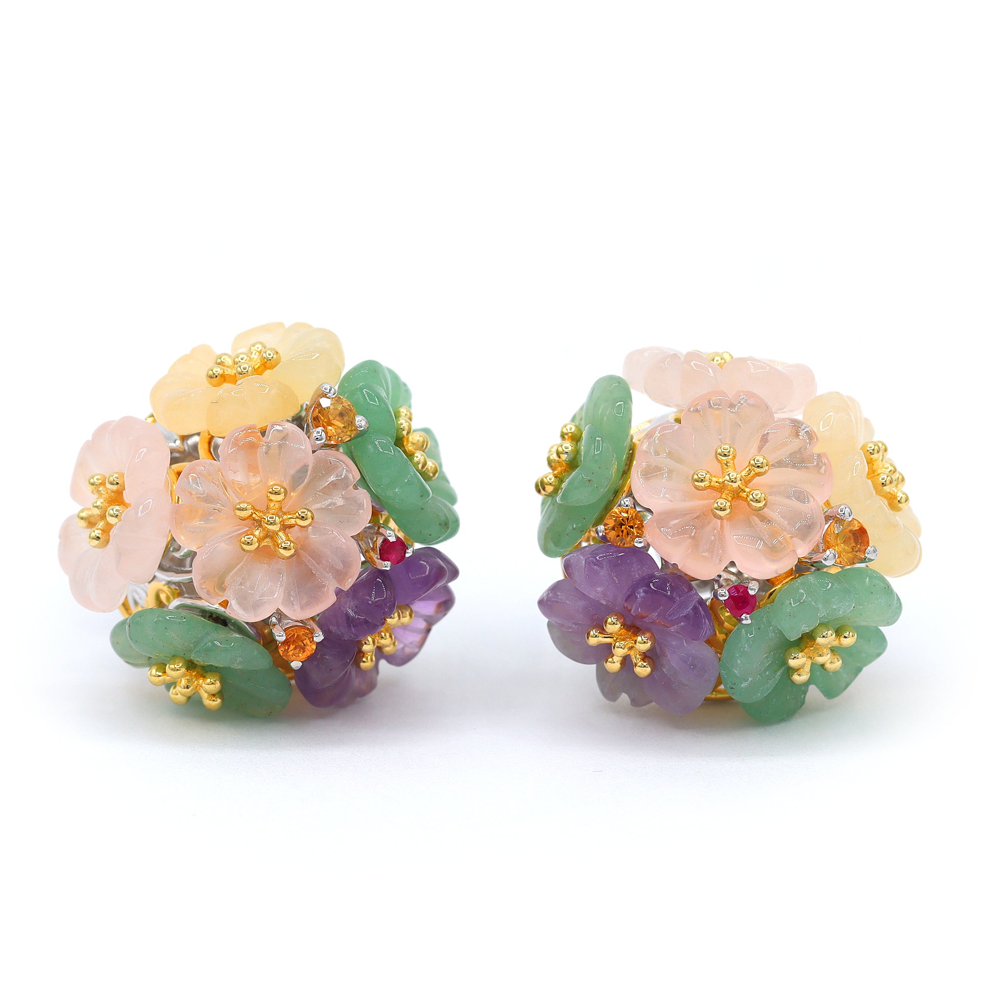 Boucles d'oreilles clous Gems en Vogue en fleurs sculptées avec pierres précieuses multiples de 0,29 ct au total