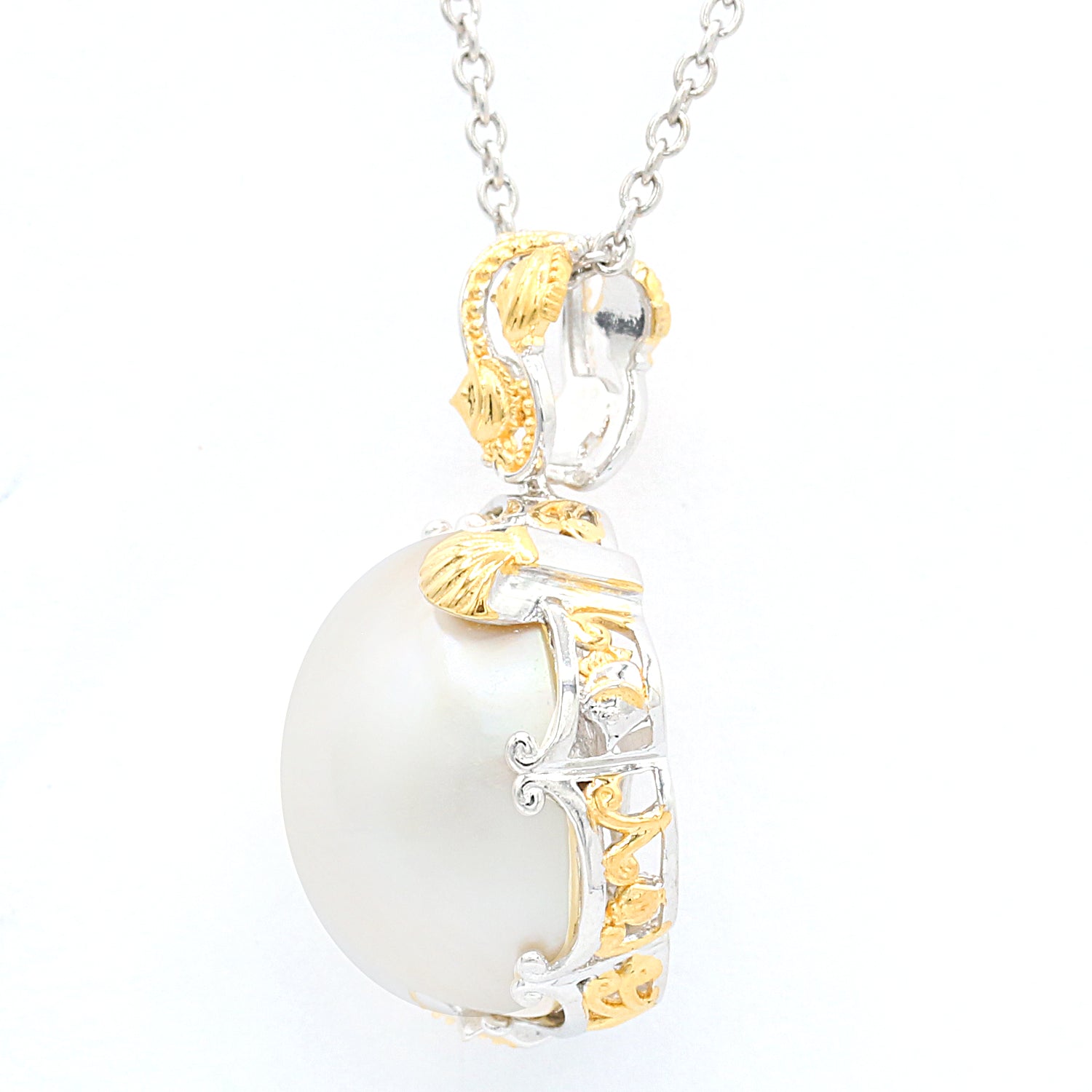 Gems en Vogue White Mabe Pearl Sealife Pendant