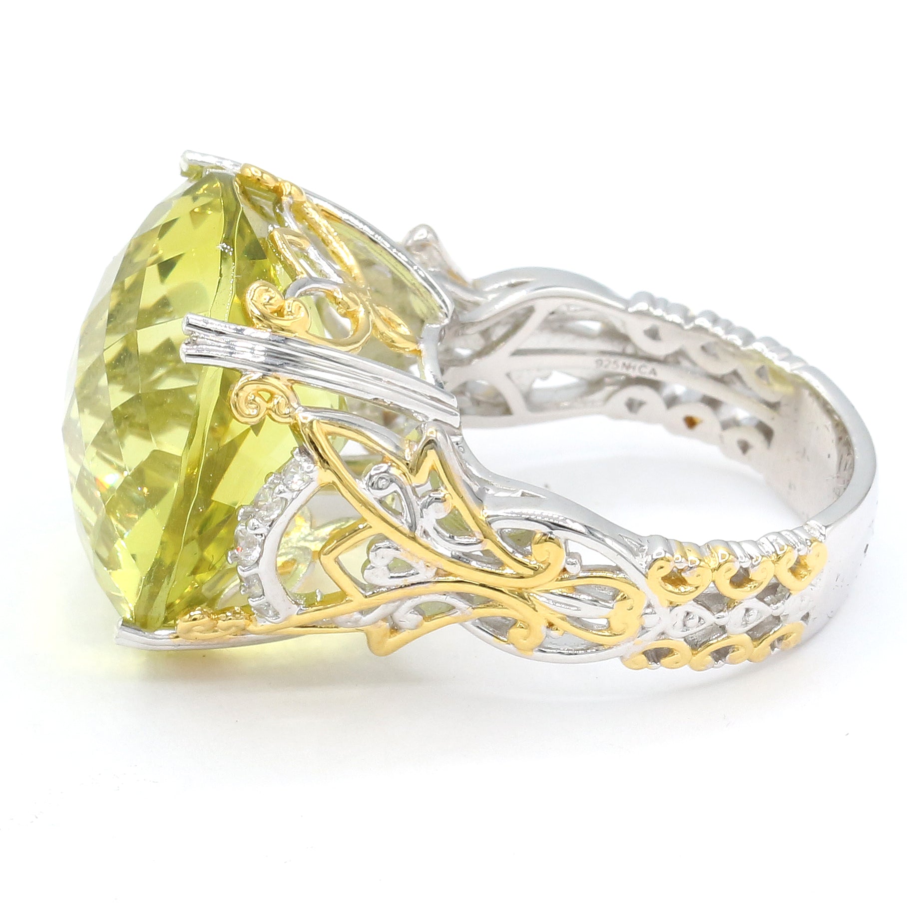 Gems en Vogue 26.55ctw Round Ouro Verde & White Zircon Honker Ring