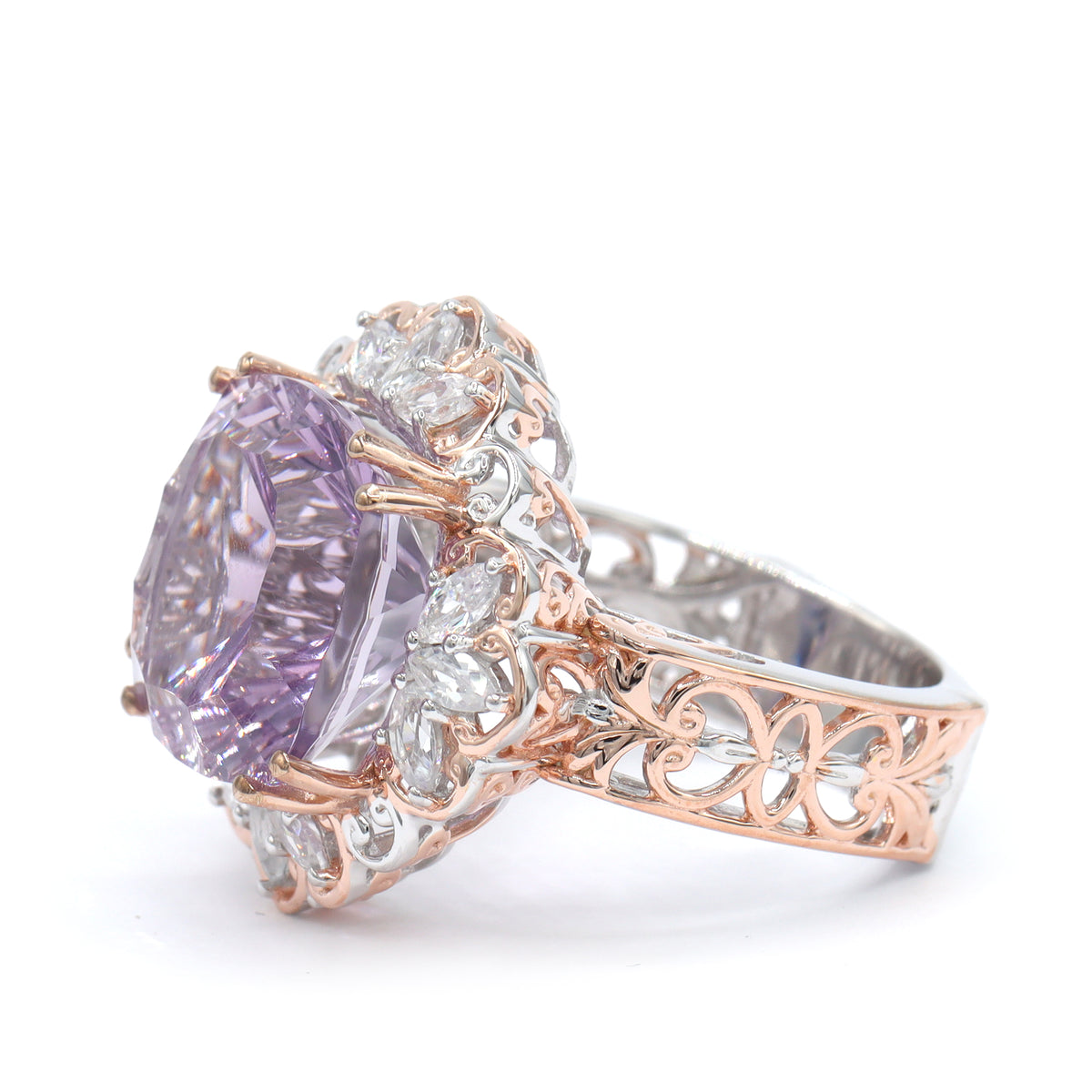 Bague Gems en Vogue en argent rhodié 18K, améthyste rose taille coussin de 4,03 carats et zircons blancs