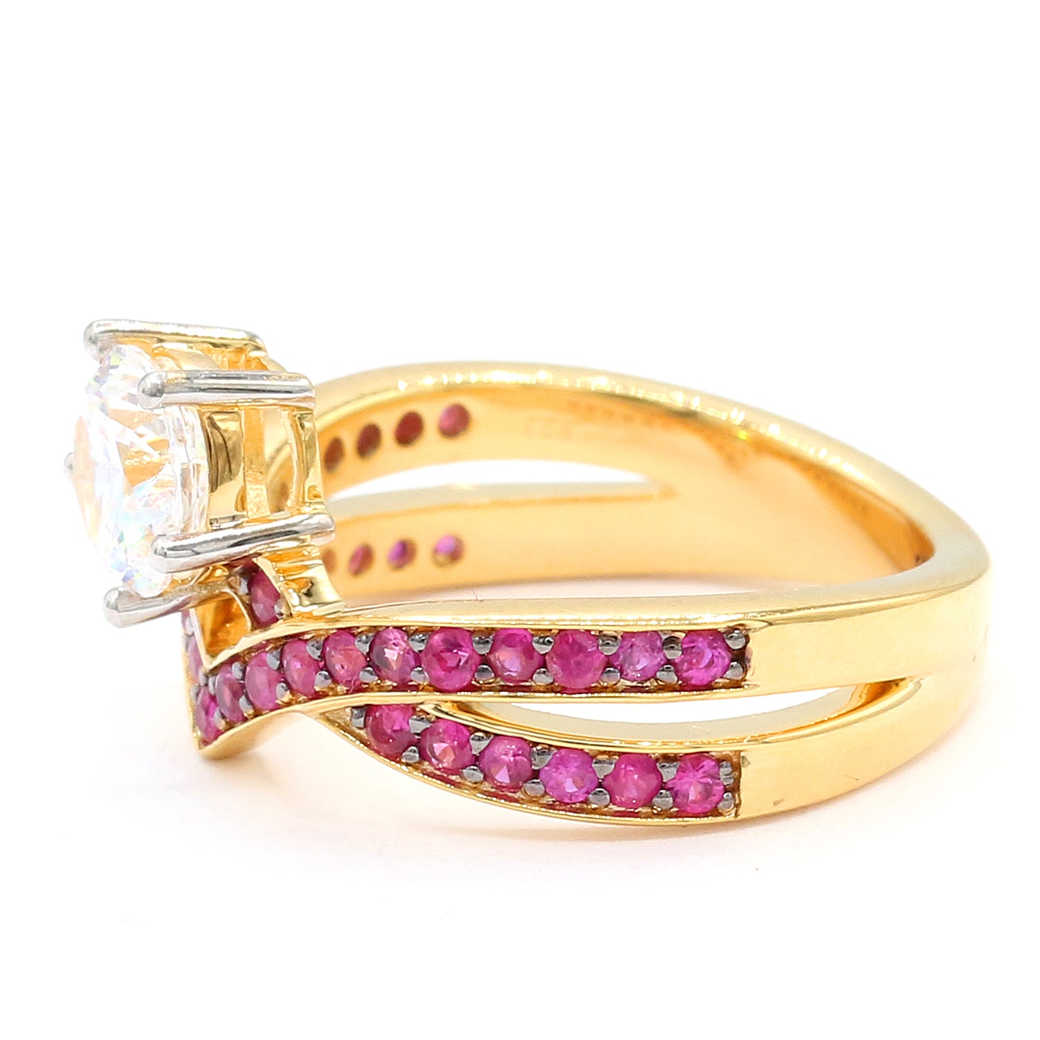 Limited Edition Gems en Vogue Luxe, One-of-a-kind IGI Certified Over 1ct Lab Grown Diamond & Ruby Ring