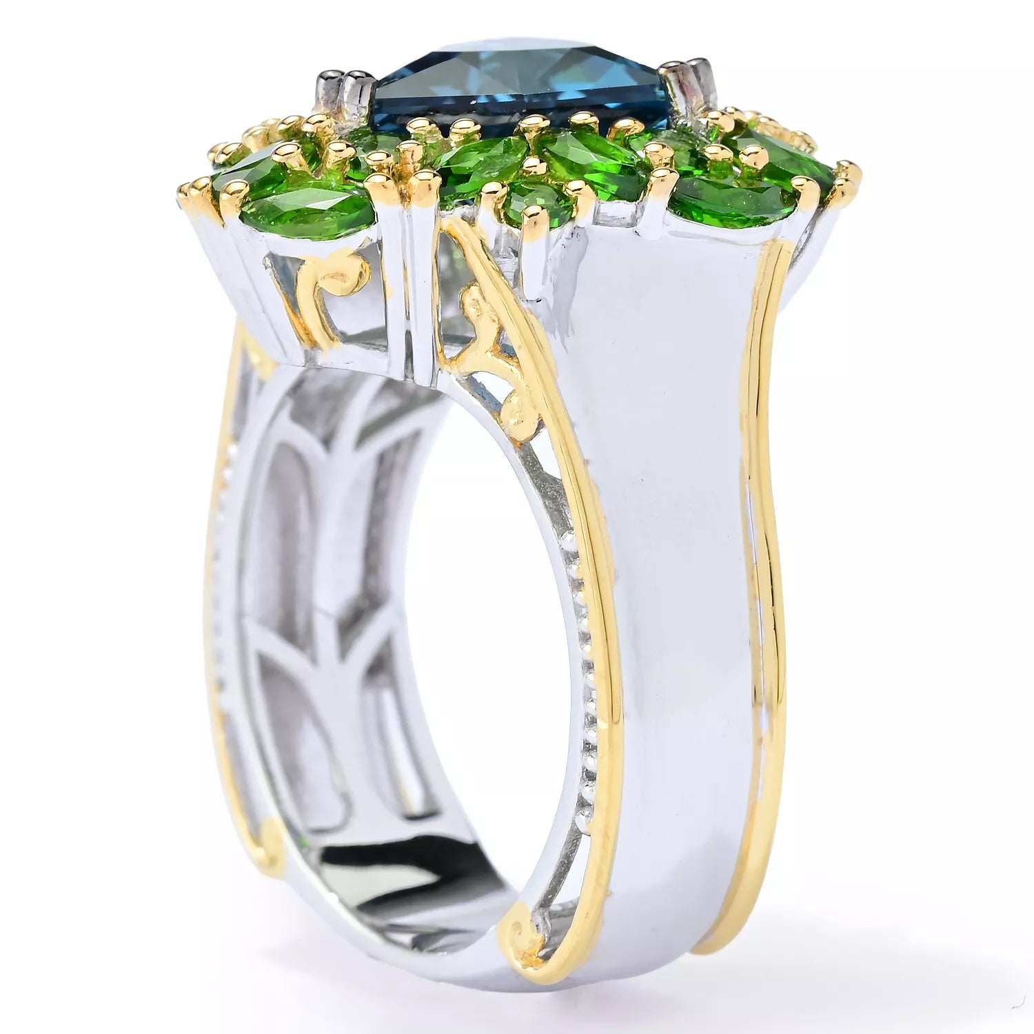 Gems en Vogue 6.04ctw Six Sided Trillion Cut London Blue Topaz & Chrome Diopside Ring