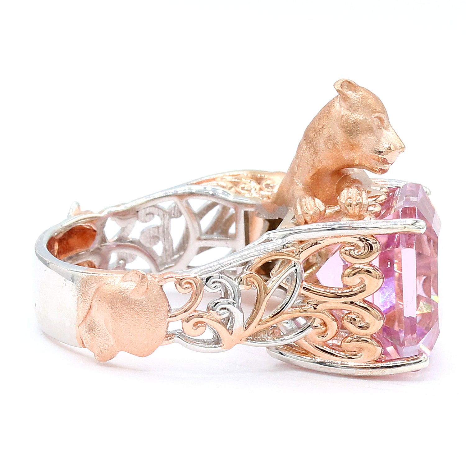 Limited Edition Gems en Vogue Luxe, One-of-a-Kind 11.51ctw Kunzite Panther Ring