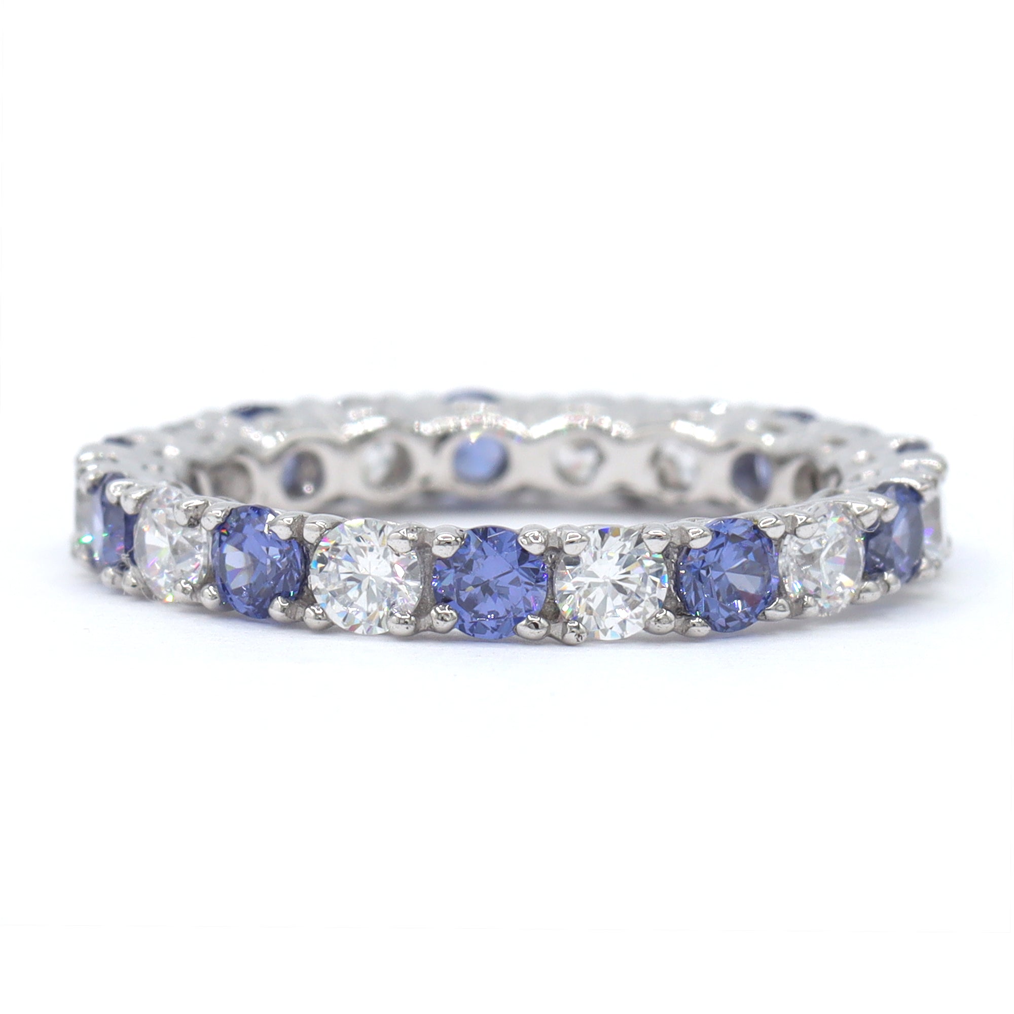 Bague Signity en argent sterling avec oxydes de zirconium ronds et baguettes - NE PEUT PAS ÊTRE REDIMENSIONNÉE.