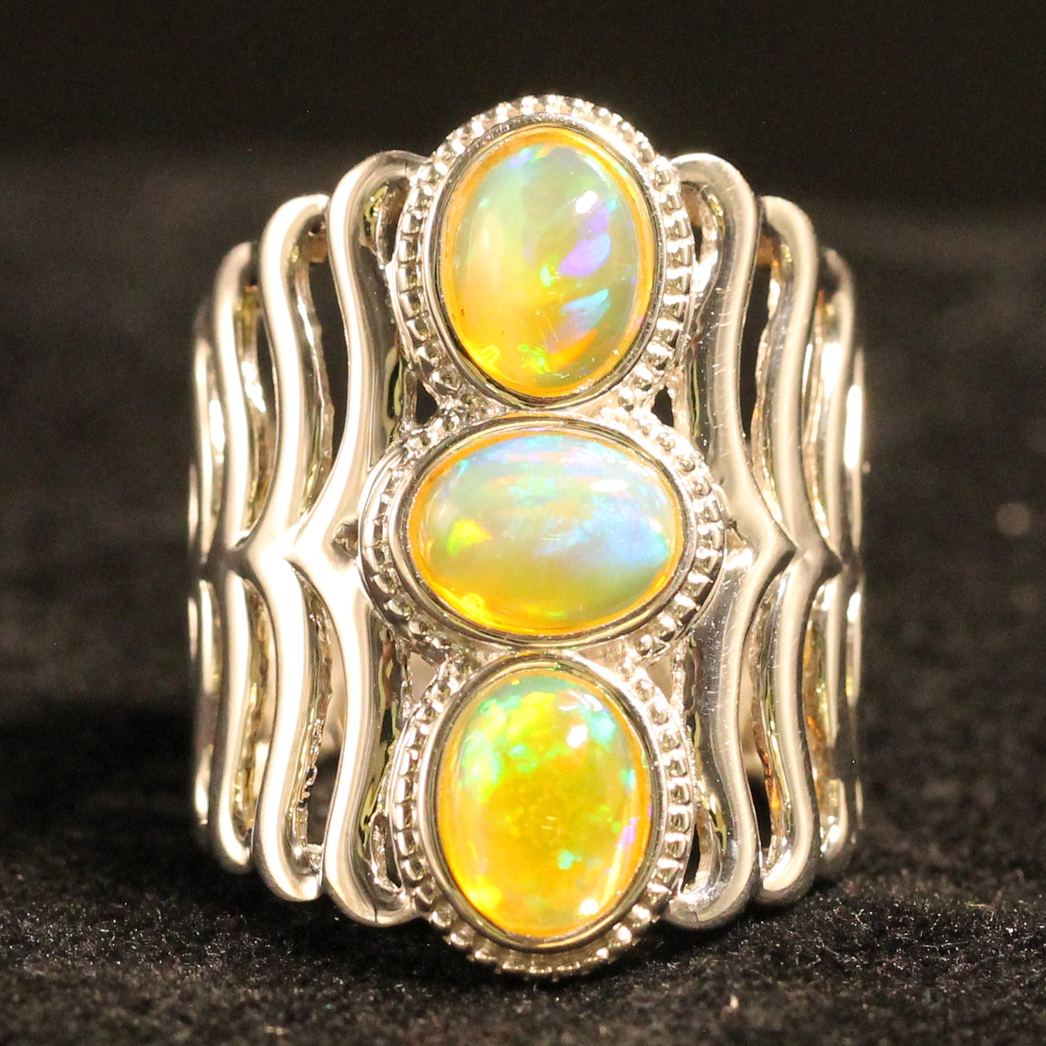 Gems en Vogue Golden Opal Three Stone Ring