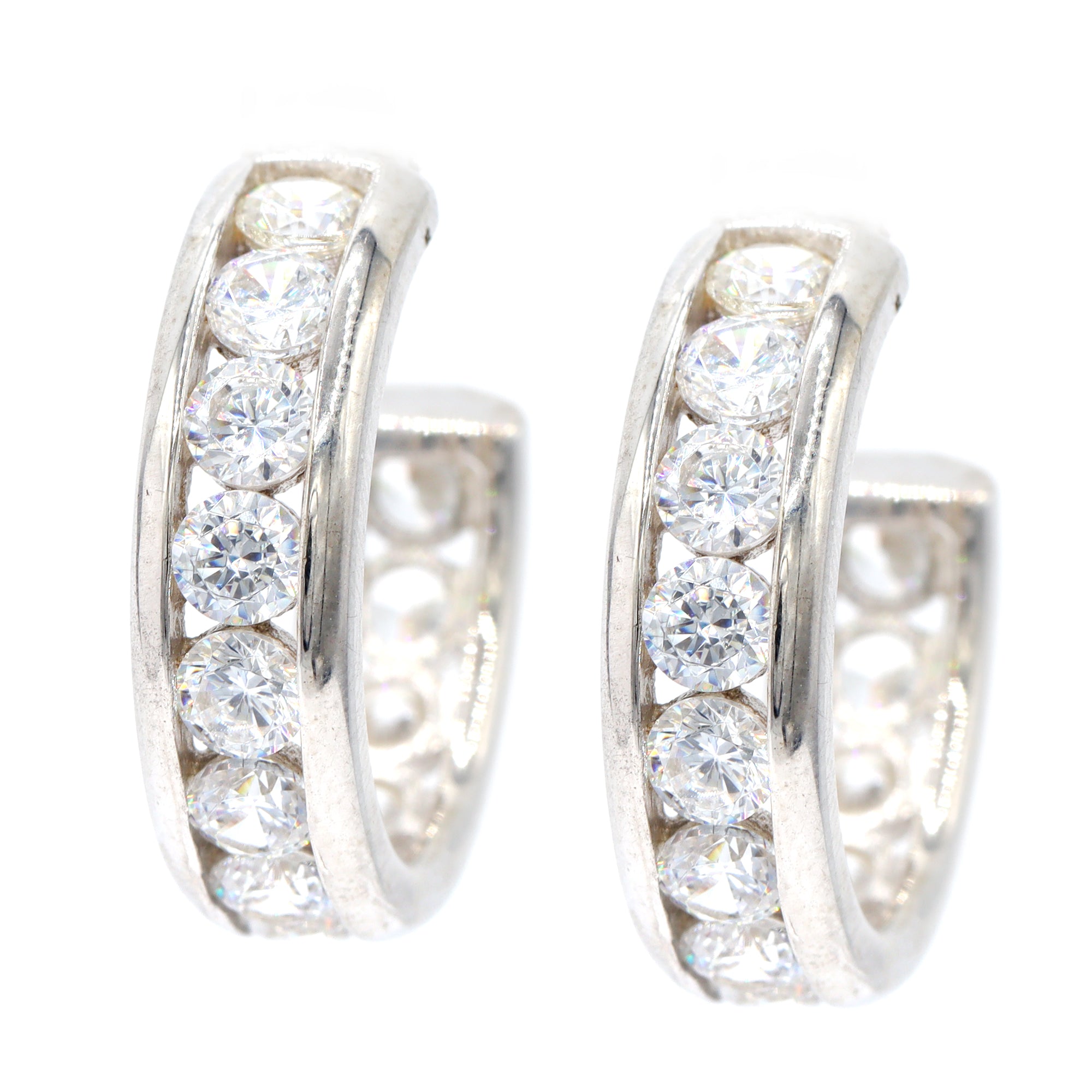 Boucles d'oreilles pendantes à billes en argent sterling Signity avec oxydes de zirconium