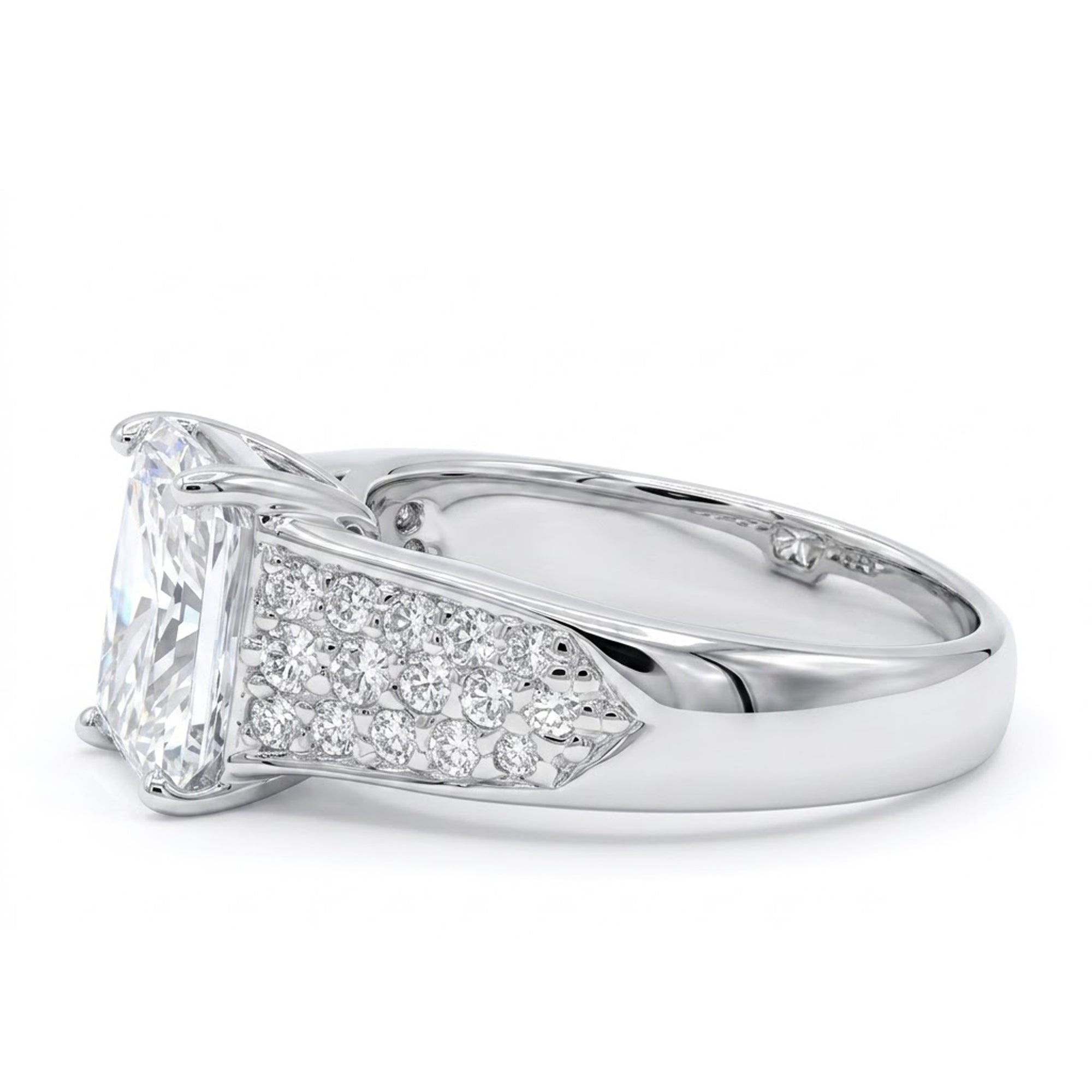 Signity Sterling Silver Cubic Zirconia Ring CANNOT BE RESIZED
