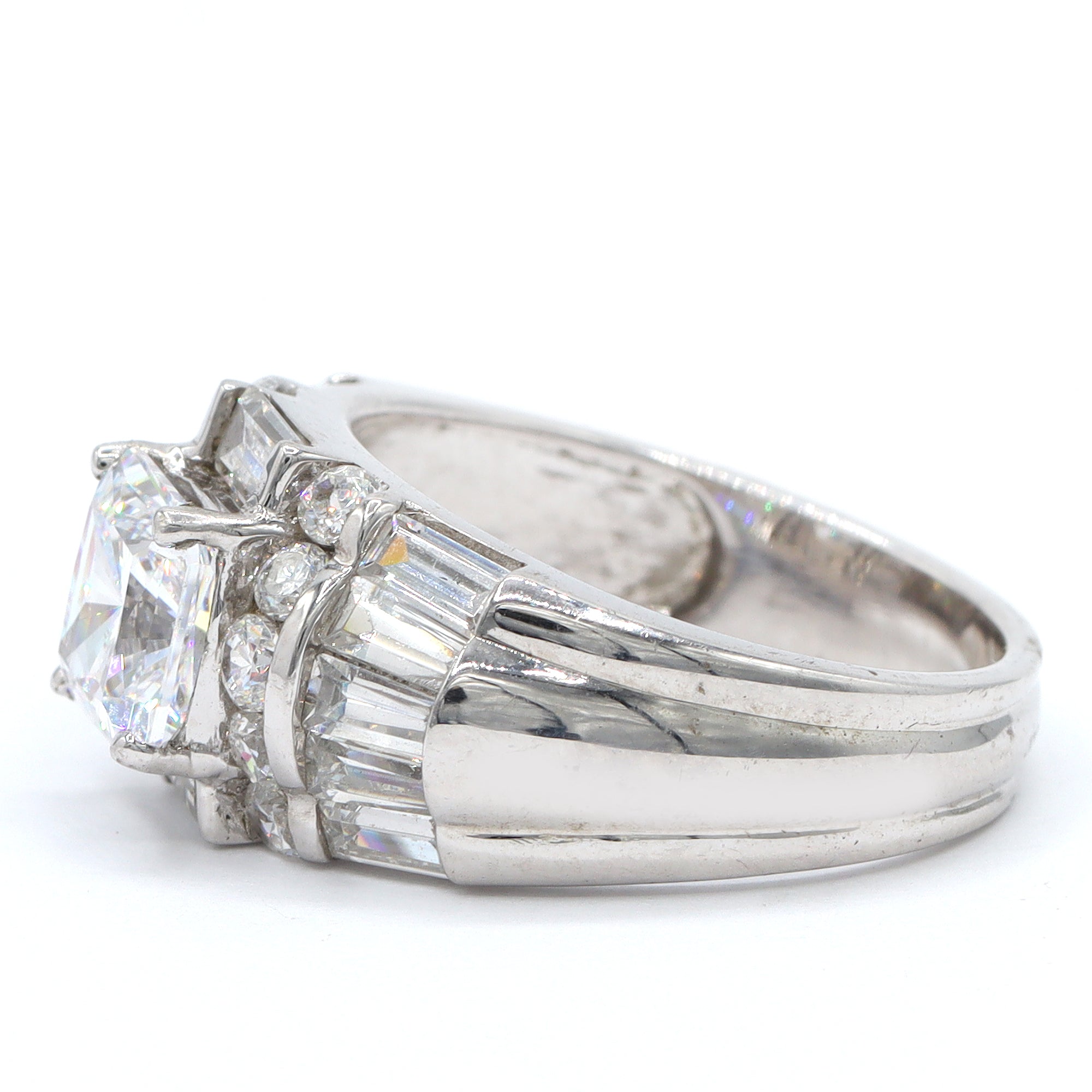 Signity Sterling Silver Cubic Zirconia Ring CANNOT BE RESIZED