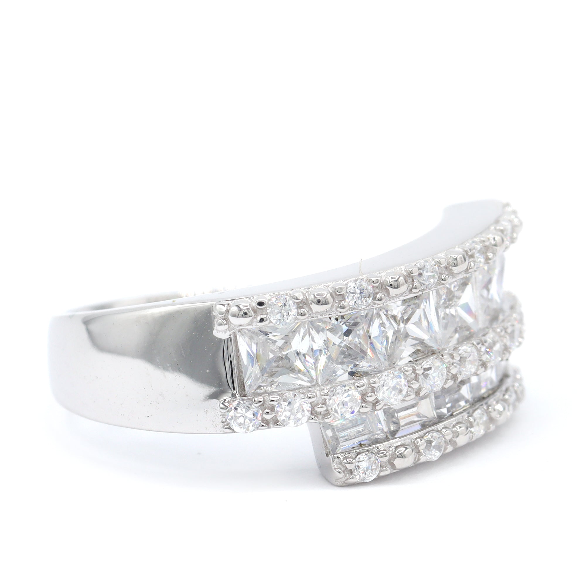 Signity Sterling Silver Cubic Zirconia Ring CANNOT BE RESIZED