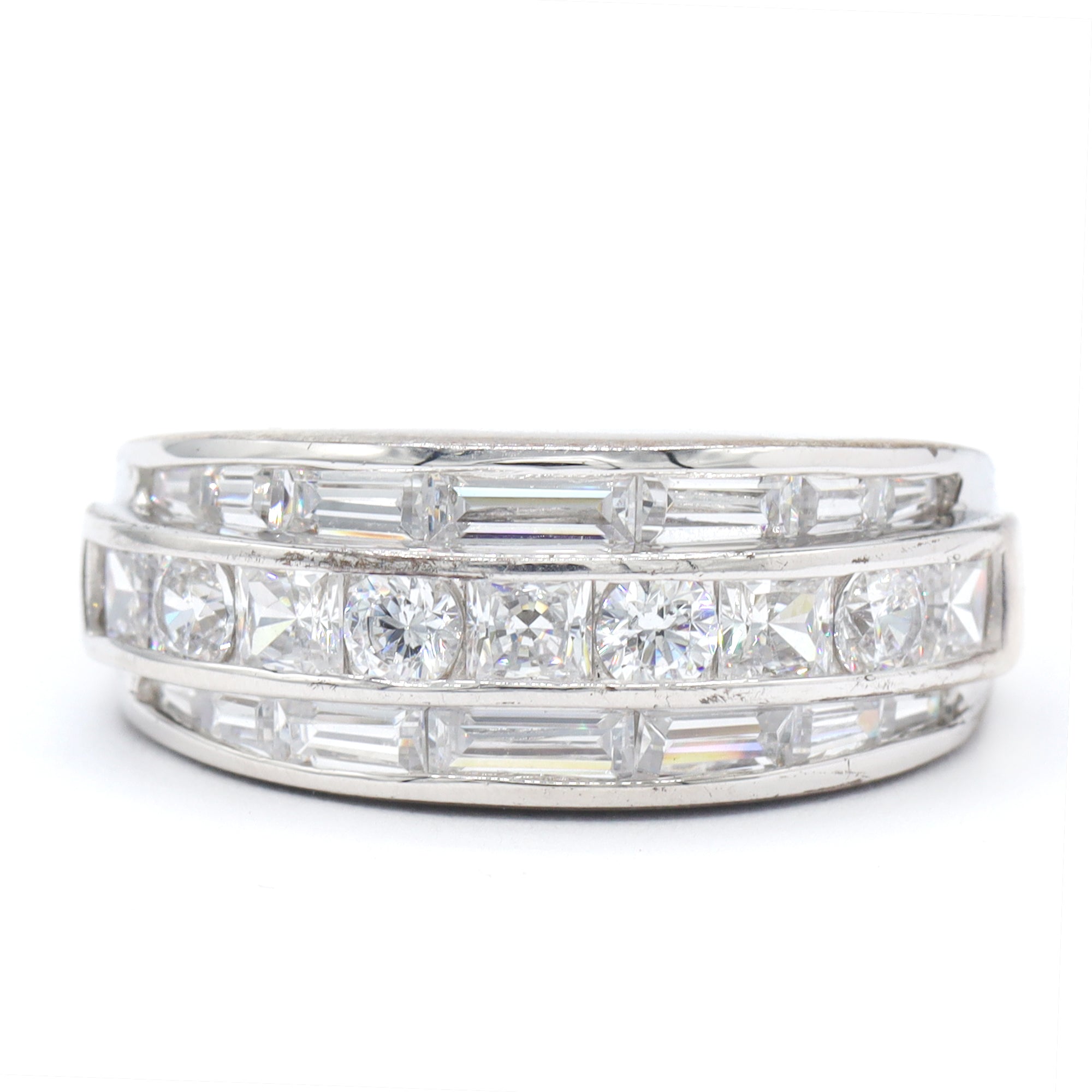 Signity Sterling Silver Cubic Zirconia Band Ring CANNOT BE RESIZED